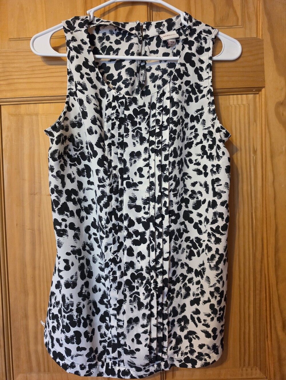Womans Sleeveless Printed Blouse